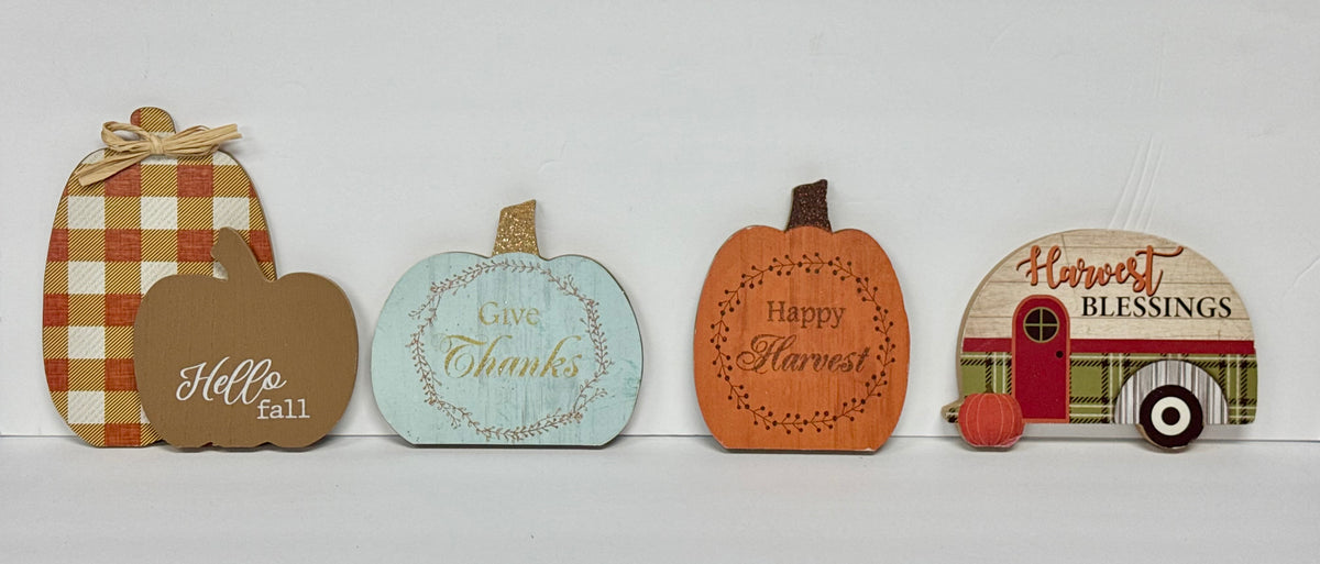 Harvest-themed Tabletop Decorations